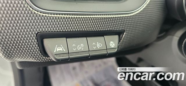 Renault Korea Arkana 1.6 E-TECH Iconic 2025 — фото 15