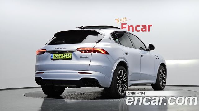 Maserati Grecale 2.0 AWD Modena 2023 — фото 2