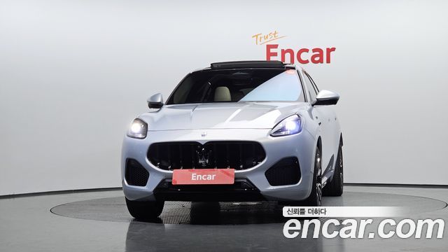 Maserati Grecale 2.0 AWD Modena 2023 — фото 3
