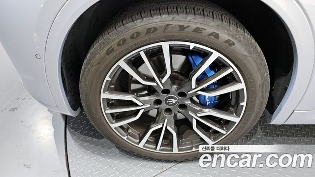 Maserati Grecale 2.0 AWD Modena 2023 — фото 5
