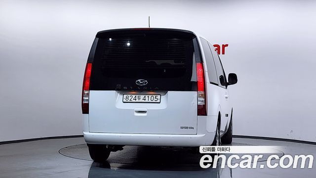 Hyundai Staria Cargo 5-Seater Modern 2022 — фото 4