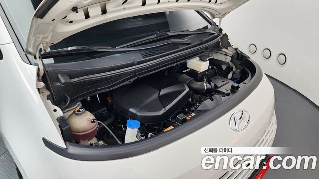 Hyundai Staria Cargo 5-Seater Modern 2022 — фото 6