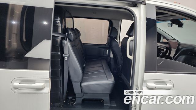 Hyundai Staria Cargo 5-Seater Modern 2022 — фото 12