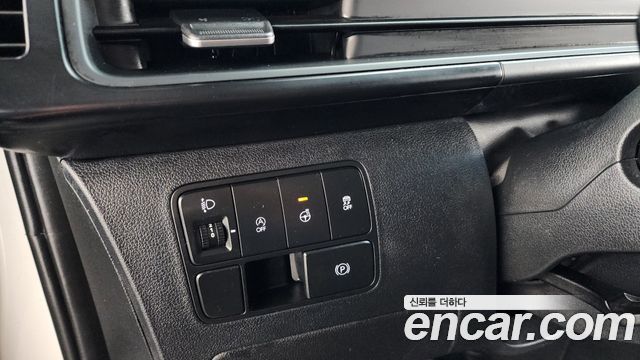 Hyundai Staria Cargo 5-Seater Modern 2022 — фото 18