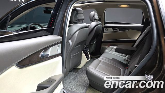 Lincoln Nautilus (I) 2.7 Reserve AWD 2019 — фото 12