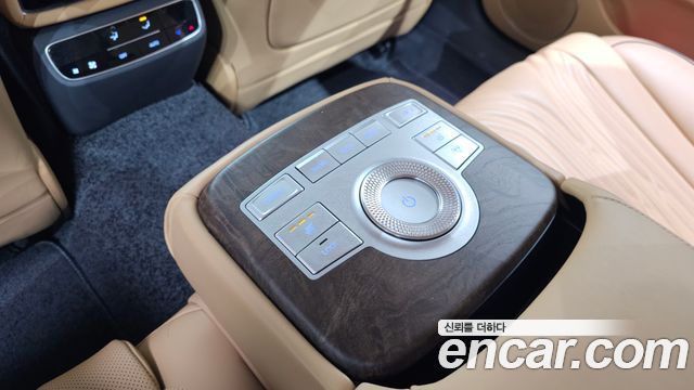 Genesis G80 (RG3) Gasoline 2.5 Turbo AWD 2022 — фото 19