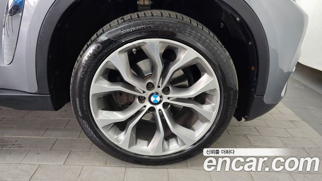 BMW X6 (F16) xDrive 30d 2018 — фото 5