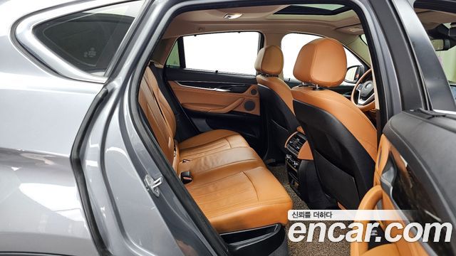 BMW X6 (F16) xDrive 30d 2018 — фото 12