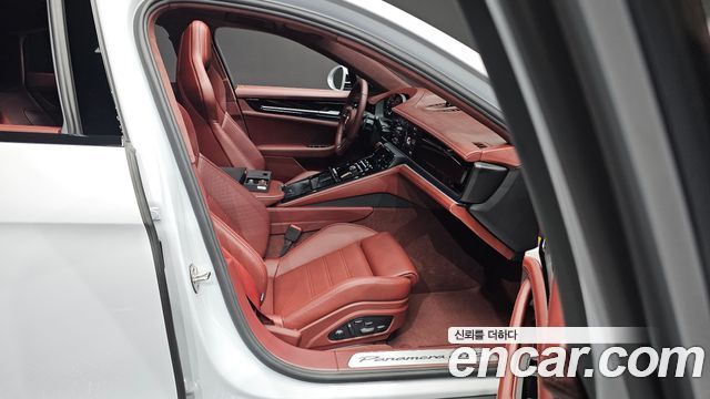 Porsche Panamera (976) 4.0 GTS 2025 — фото 12