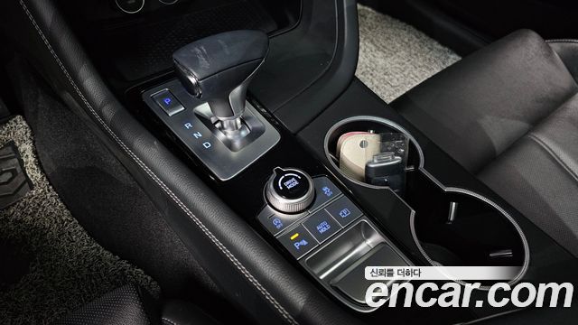 Genesis G70 Gasoline 2.0T 4WD 2023 — фото 9