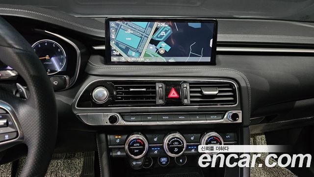 Genesis G70 Gasoline 2.0T 4WD 2023 — фото 15