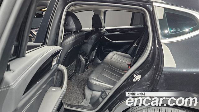 BMW X4 (G02) xDrive20i xLine 2022 — фото 11