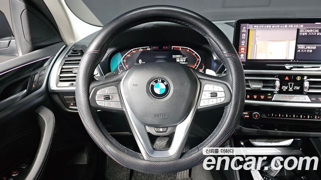 BMW X4 (G02) xDrive20i xLine 2022 — фото 13