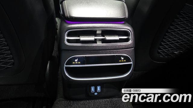 Genesis GV70 2.5T Gasoline 2WD 2022 — фото 18