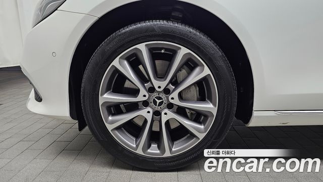 Mercedes-Benz E-Class (W213) E300 4MATIC Exclusive 2020 — фото 5