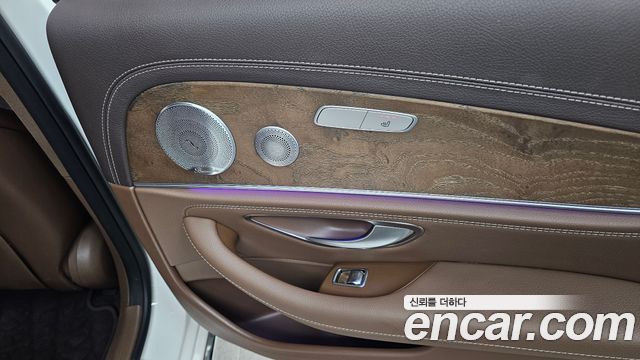 Mercedes-Benz E-Class (W213) E300 4MATIC Exclusive 2020 — фото 18