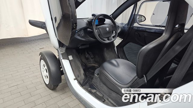 Renault Korea Twizy Life(2-Seater) 2020 — фото 10