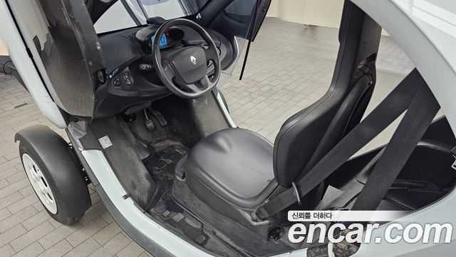 Renault Korea Twizy Life(2-Seater) 2020 — фото 13