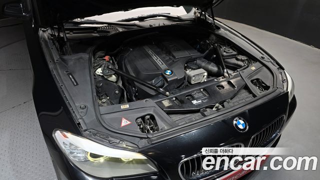 BMW 5 Series (F10) 535i 2011 — фото 6