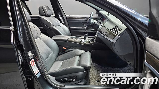 BMW 5 Series (F10) 535i 2011 — фото 10