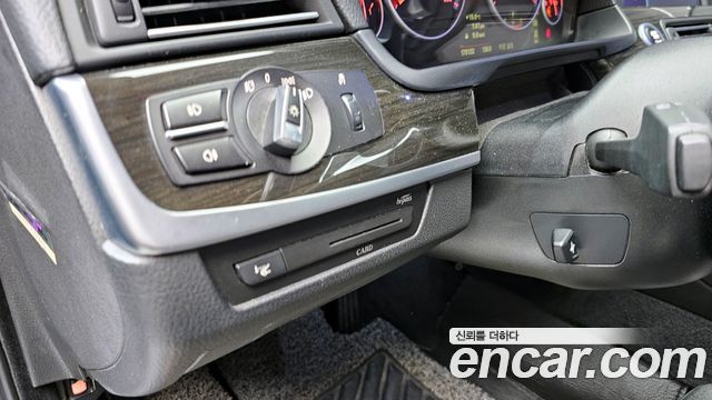 BMW 5 Series (F10) 535i 2011 — фото 16