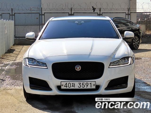 Jaguar XF (X260) 20d Portfolio