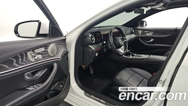 Mercedes-Benz E-Class (W213) E350 4MATIC AMG Line 2021 — фото 15