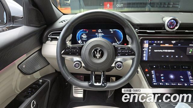 Maserati Grecale 2.0 AWD Modena 2023 — фото 13