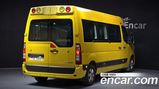 Renault Korea Master School Bus 15-Seater 2020 — фото 2