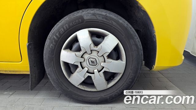 Renault Korea Master School Bus 15-Seater 2020 — фото 5