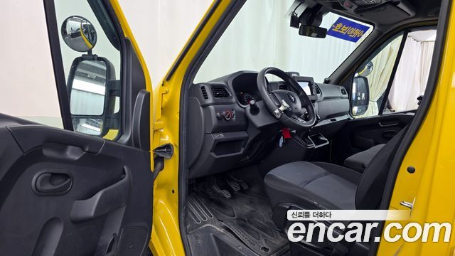 Renault Korea Master School Bus 15-Seater 2020 — фото 10