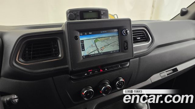 Renault Korea Master School Bus 15-Seater 2020 — фото 18