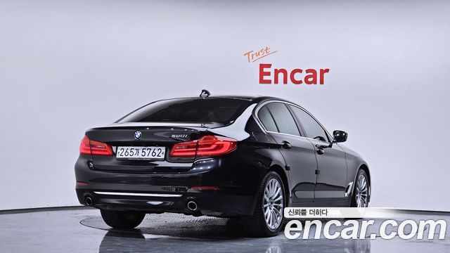 BMW 5 Series (G30) 520i Luxury 2020 — фото 2