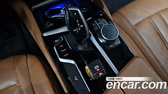 BMW 5 Series (G30) 520i Luxury 2020 — фото 9