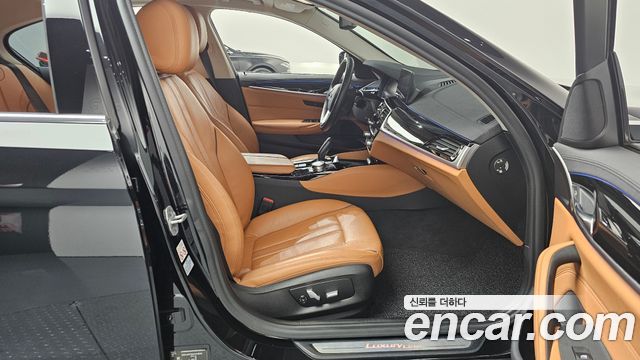 BMW 5 Series (G30) 520i Luxury 2020 — фото 15