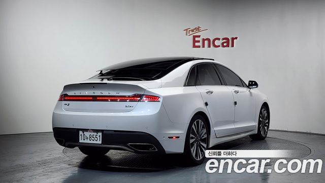 Lincoln MKZ Hybrid 2nd 2020 — фото 2
