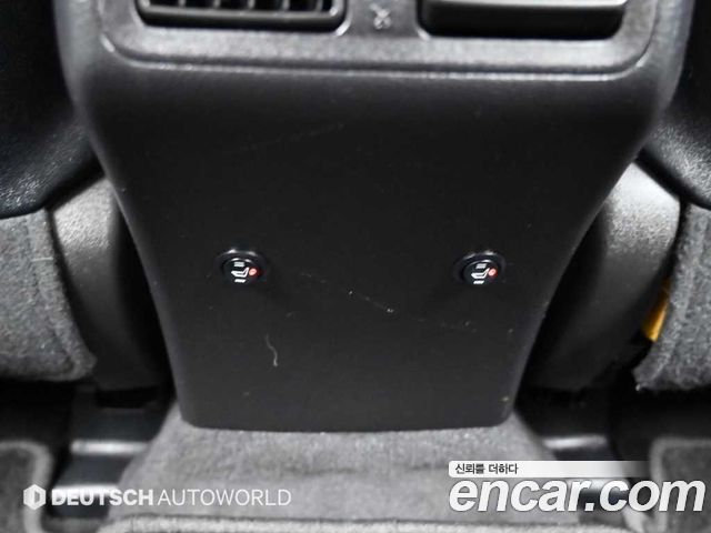 Toyota Camry Hybrid XLE 2017 — фото 20