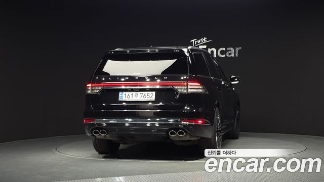 Lincoln Aviator (II) 3.0 Black Label AWD 2023 — фото 4
