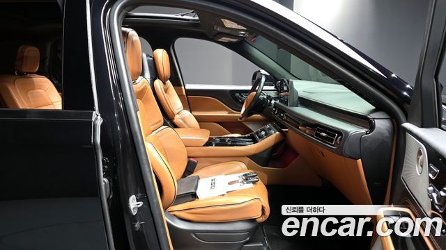 Lincoln Aviator (II) 3.0 Black Label AWD 2023 — фото 10