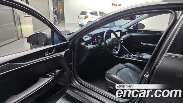 Kia K5 (III) 2.0 Prestige 2021 — фото 10