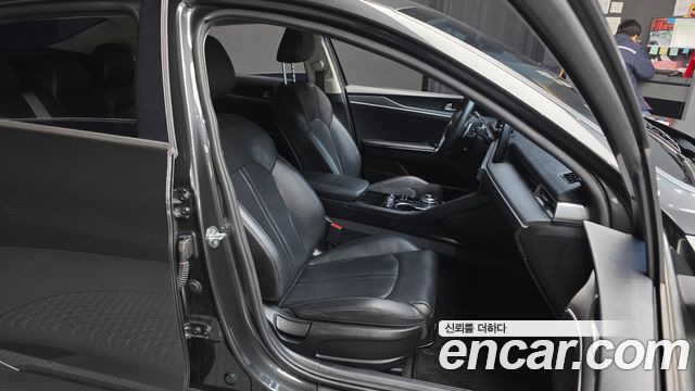 Kia K5 (III) 2.0 Prestige 2021 — фото 12
