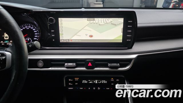 Kia K5 (III) 2.0 Prestige 2021 — фото 19
