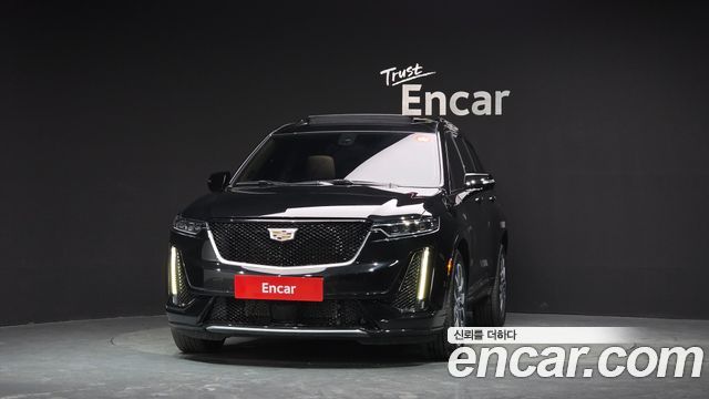 Cadillac XT6 3.6 Sport 2023 — фото 3