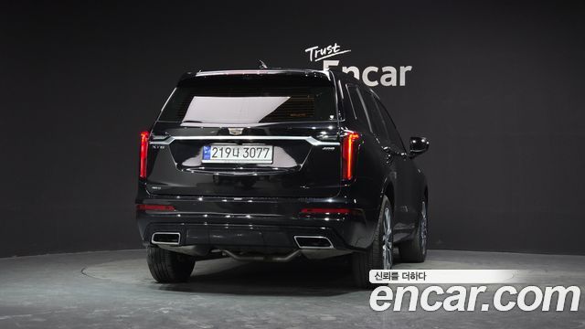 Cadillac XT6 3.6 Sport 2023 — фото 4