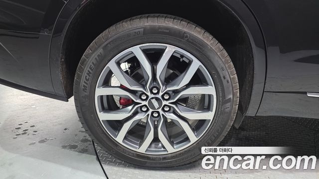 Cadillac XT6 3.6 Sport 2023 — фото 5