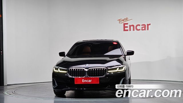 BMW 5 Series (G30) 520i Luxury 2022 — фото 3