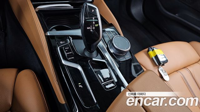 BMW 5 Series (G30) 520i Luxury 2022 — фото 9