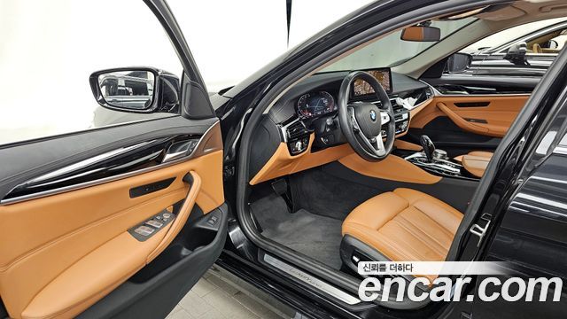 BMW 5 Series (G30) 520i Luxury 2022 — фото 10