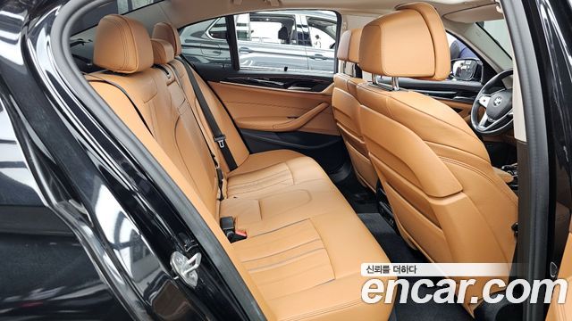 BMW 5 Series (G30) 520i Luxury 2022 — фото 12