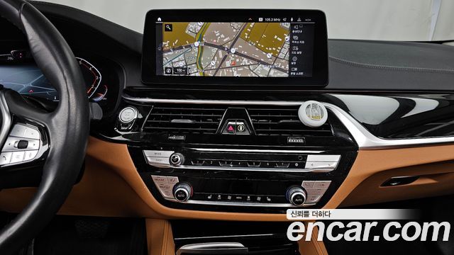 BMW 5 Series (G30) 520i Luxury 2022 — фото 14
